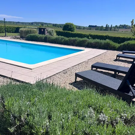 Les De Yanaely - Primel Hébergement de vacances Juignac